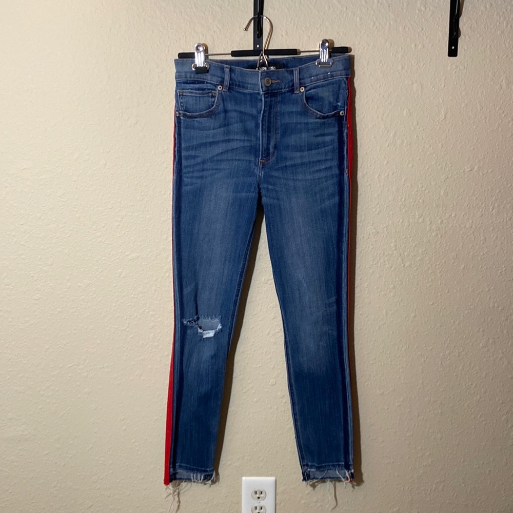 High waisted Express jegging a with red stripes